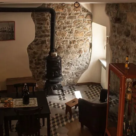Bed & Breakfast Borgo Sciugolo 3*