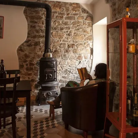 Borgo Sciugolo Bed & Breakfast